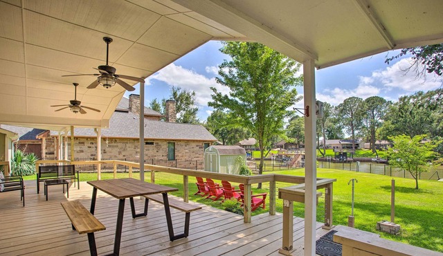 Mabank Family Home at Cedar Creek Reservoir!