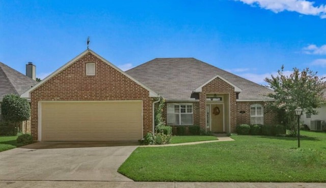 Mama’s House - Gated- Short Term/Long Term Stays