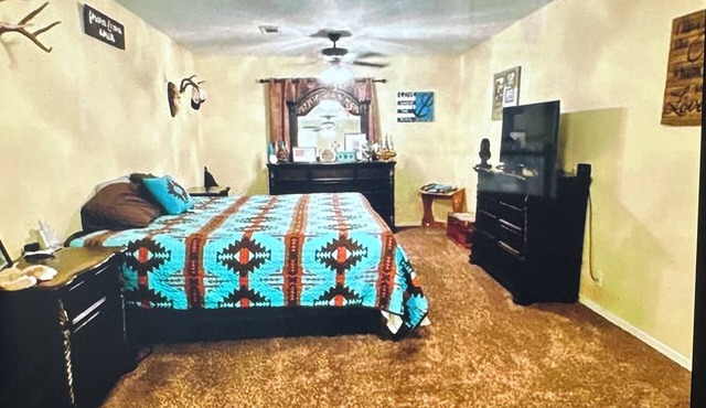 Marvelous 4-bedroom house with AC in charming Liberty