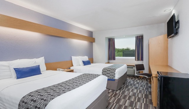 Microtel Inn & Suites by Wyndham Ardmore in Ardmore