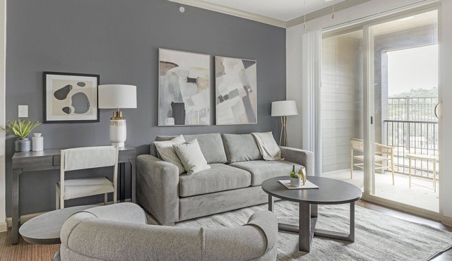 Modern Apartment in Prime Location (ID9376X25)