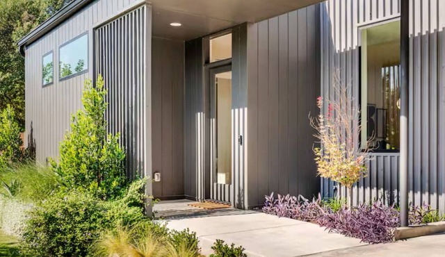 “Modern Austin Oasis with Private Pool – Walk to Zilker & South Lamar!”