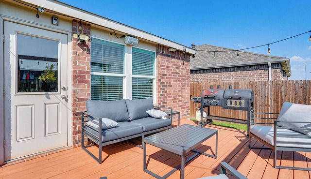 Modern Home w/Private Yard & Patio in Little Elm!