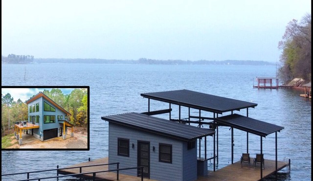 Modern Lakeview Escape