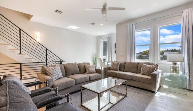 Modern Living in Mid City