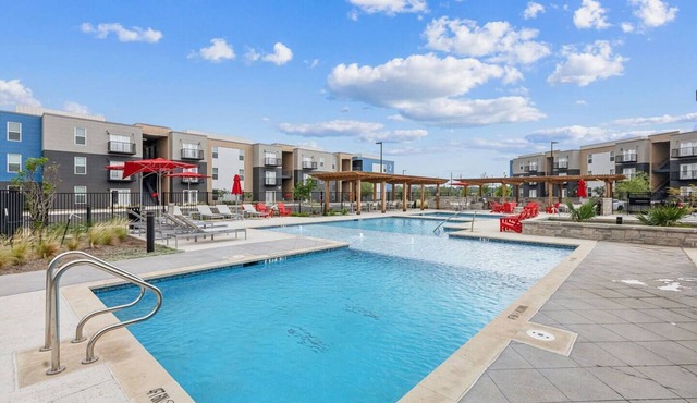 Modern NEW 1 BDRM 1 Bath apartment in beautiful Marble Falls mins to hospitals