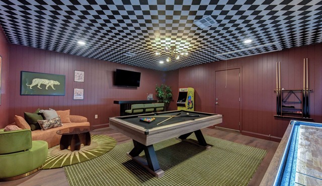 Modern South Austin Retreat w/Game Room + Greenbelt Access