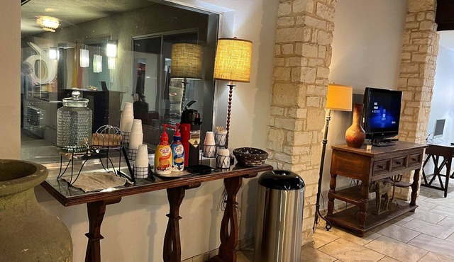 Motel 6 Junction, Texas - Llano River