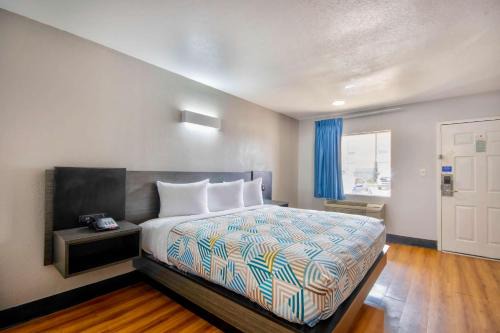Motel 6-Sulphur, LA