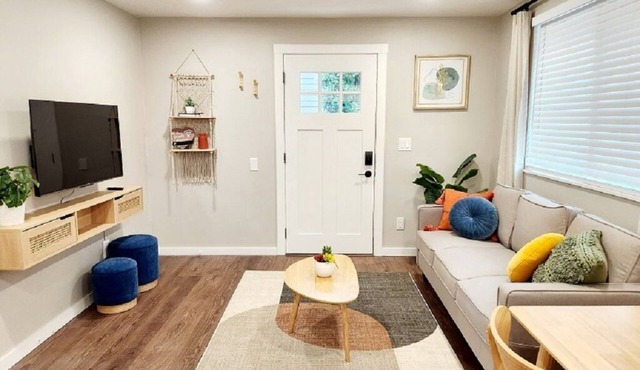 Mt. Hood Hideaway in Gresham - Troutdale in Gresham