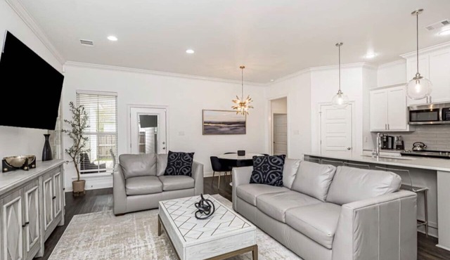 NEW 3 BD/2.5BA Townhouse by LSU