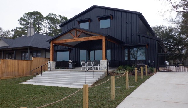 New Construction Lake Front home in Willis, Texas