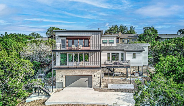 NEW LISTING! Stunning Lakehouse with Views, Hot Tub & Game Room!