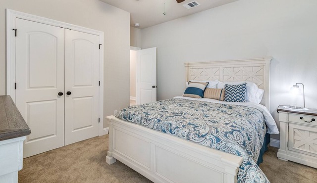 New spacious Luxury home in quiet area