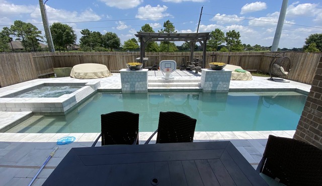 Newly Listed Oasis