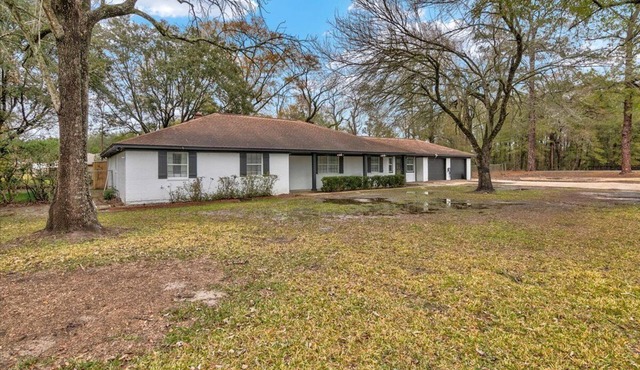Newly Updated 5-Bedroom Home in Vidor