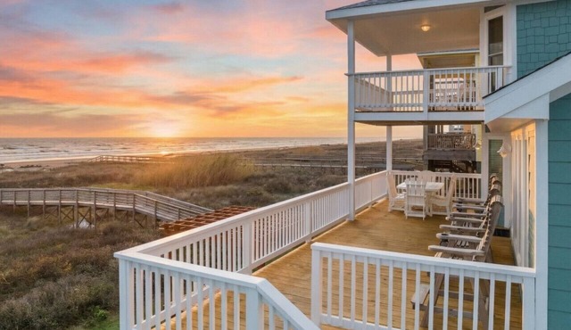 Oceanfront Home with Pool & Private Beach Walkover