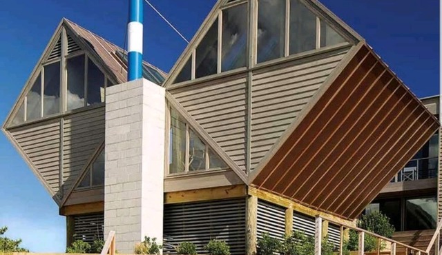 Oceanfront Modern Masterpiece in Westhampton Beach