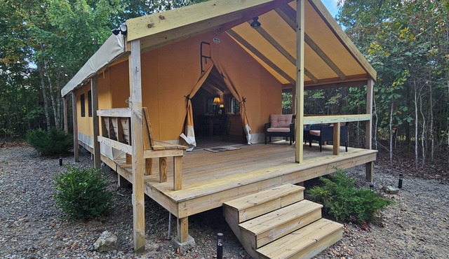 Ozarks Adventure Lodging - Glamping Tent