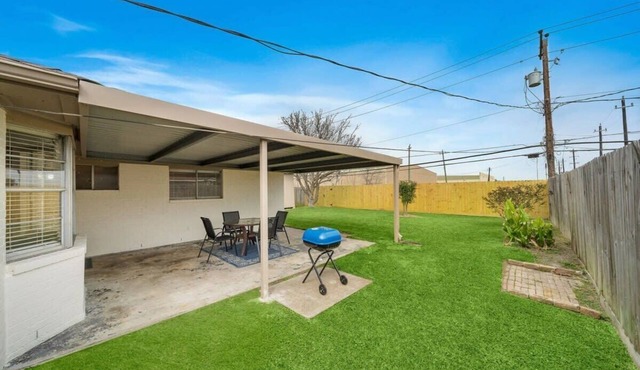Pasadena 3BR with Game Room, Patio & BBQ Grill