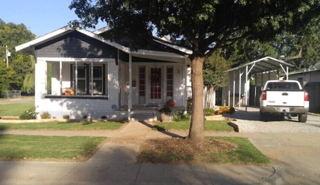 Peaceful 1930 One Bedroom Bungalow