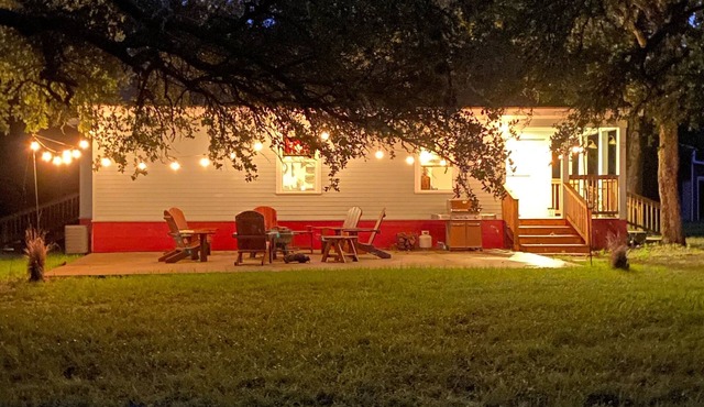 Peaceful Cabin on 13 acres.