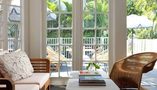 Perfect for Groups! 2 Pet-friendly Units, Free Breakfast, Outdoor Pool! in Key West