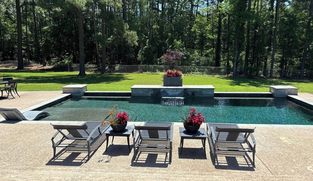 Perfect Poolhouse