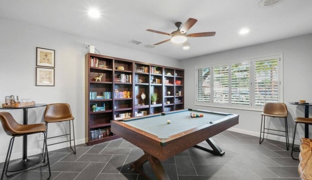 Phoenix | Pool | Pool Table | BBQ |4BR w/Gameroom in Phoenix