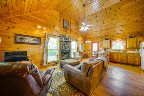 Picturesque Oklahoma Cabin on 80 Acres w/Views!