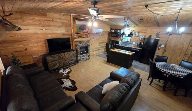 Pine Twist Cabin