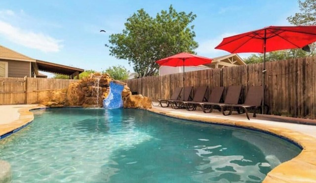 Pool , Lackland AFB , Spacious & Family-Friendly