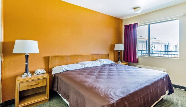 Premium King Bed|Shreveport