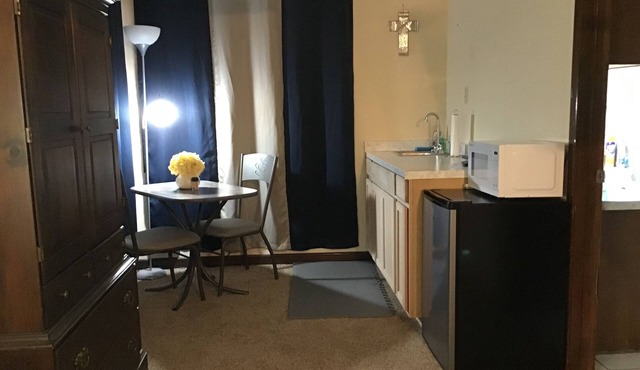 Private Entrance Fully Furnished Large Bath & BR with Kitchenette