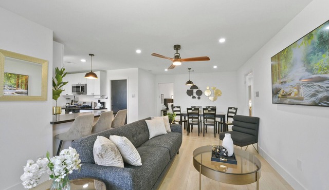 Private home sleeps 8 with fenced yard, fast WiFi, modern smart TVs, and ample parking + 2-car garage—near the Heights & Downtown. Includes a primary king ensuite for added privacy.