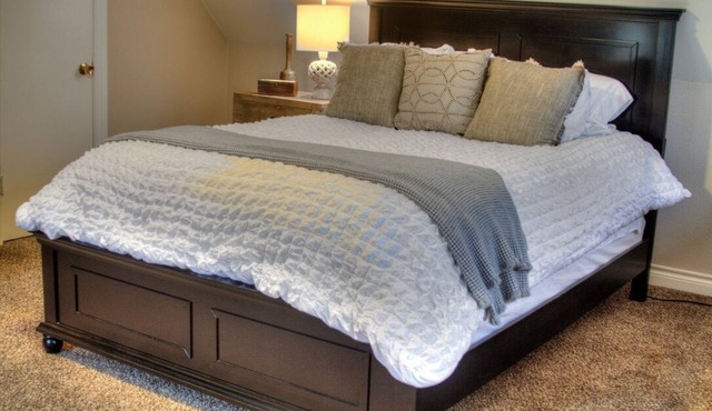 Private Suite in Downtown Montgomery