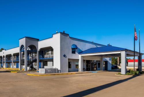 Quality Inn near Parc Natchitoches