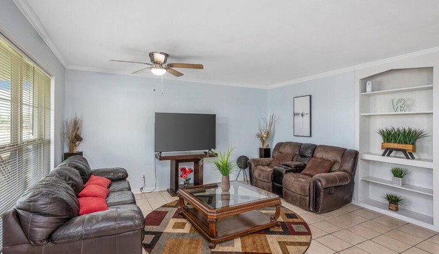 Quiet apartment in Iowa, LA