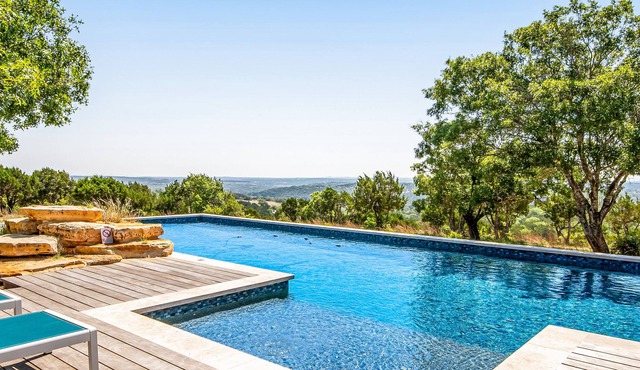 Quiet, modern retreat with sweeping views, private pool, outdoor shower, & AC