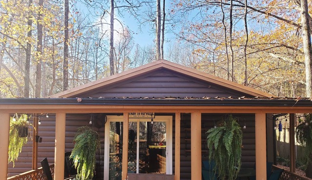 Quiet River Front Getaway Cabin