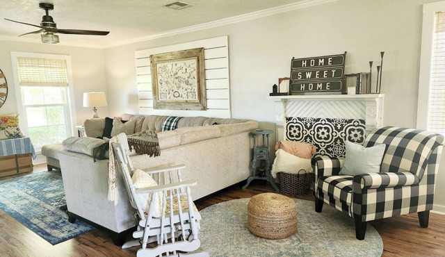 Relax at The Ragley Rendevous - Peaceful country home close to Coushatta Casino
