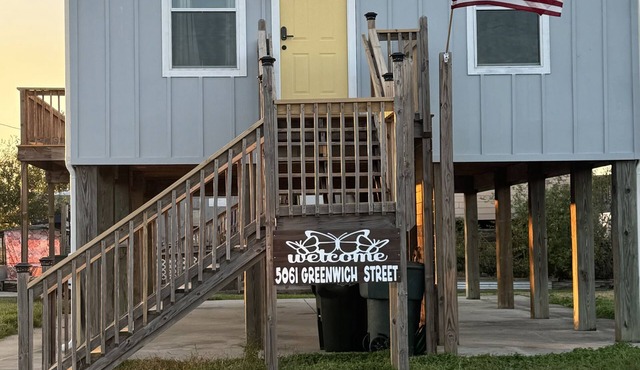 Relax & Unwind in a Serene Retreat Near the Beach