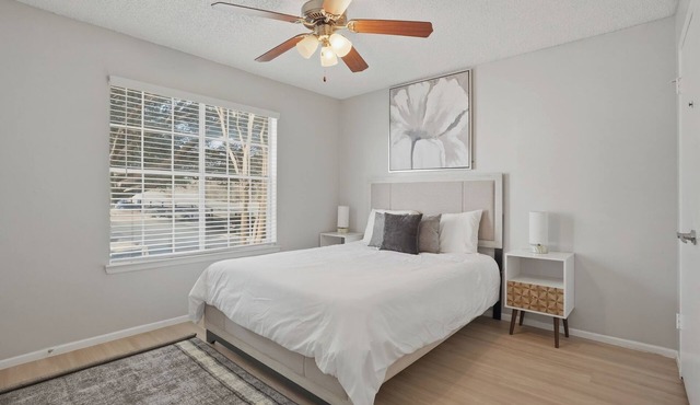 Relaxing 2BR 2BA in great location