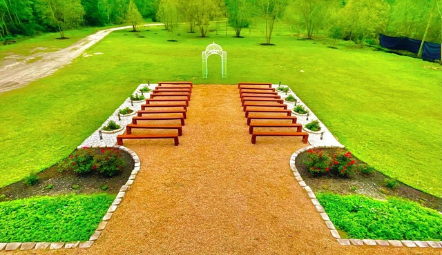 Resort Rosa #Wedding & Retreat Resort# 12 acres & 9BR+6BA & Sleep40 & Host200