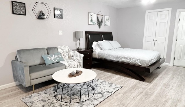 Rhode Island Stylish Studio Duplex
