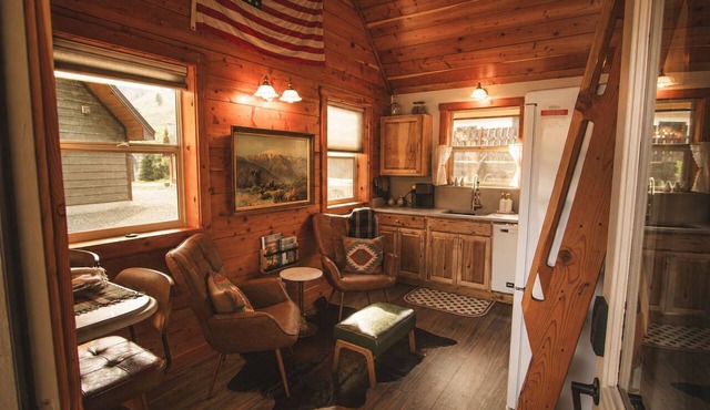 Riverfront Tiny Cabin Made for Two in Riggins