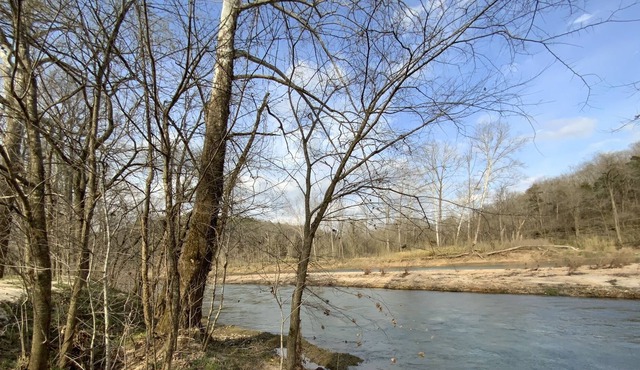 Riverhouse in Tecumseh