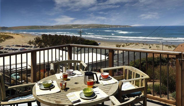 Romantic, Dramatic Views! Full calendar https:/www.vrbo.com/81742?dateless=true in Dillon Beach
