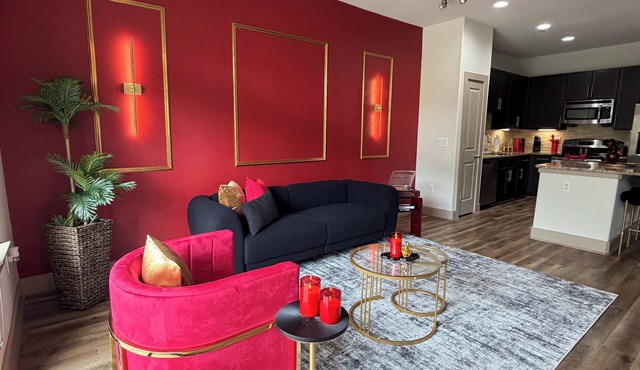 Romantic Luxe Stay, Houston, Texas.