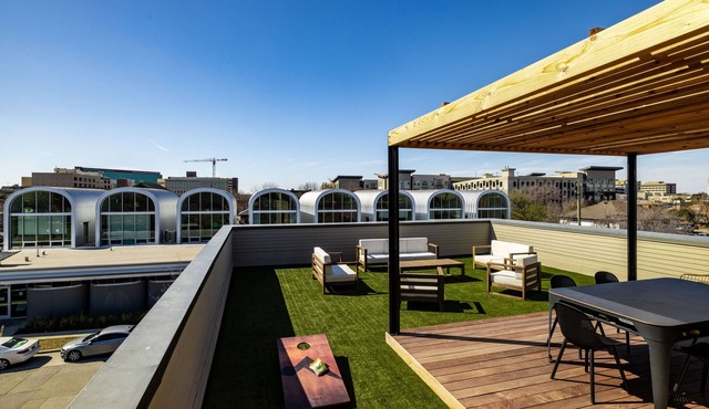 Rooftop Terrace Loft Near Downtown Fort Worth